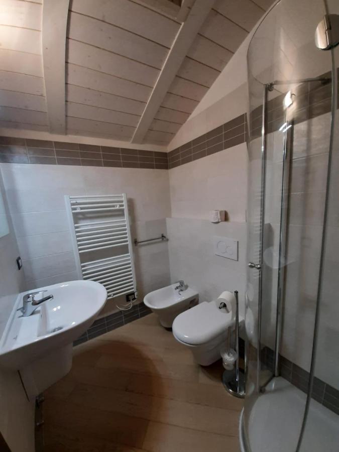 Bmp Apartment Deluxe 1 Jacuzzi Riscaldata Privata Vista Lago Di Garda Brenzone sul Garda Kültér fotó