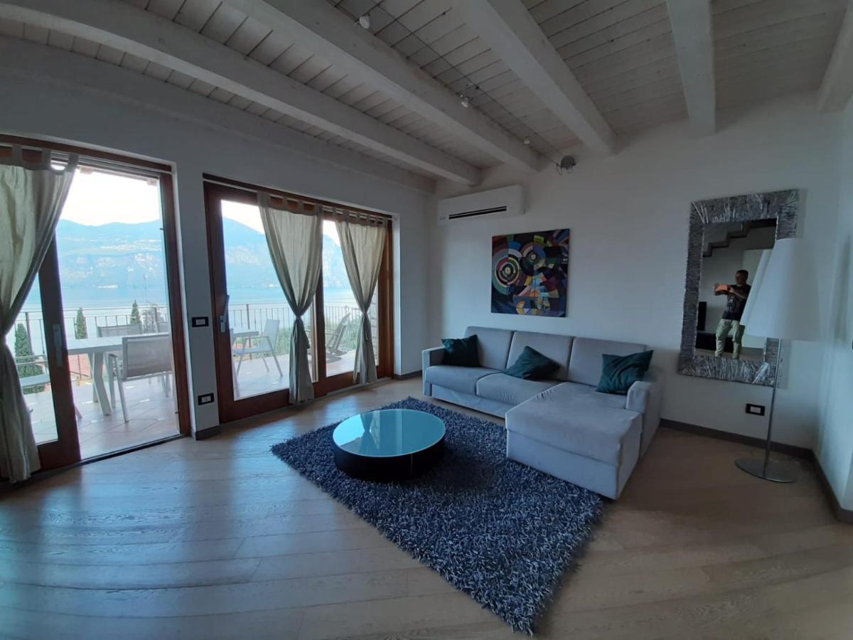 Bmp Apartment Deluxe 1 Jacuzzi Riscaldata Privata Vista Lago Di Garda Brenzone sul Garda Kültér fotó